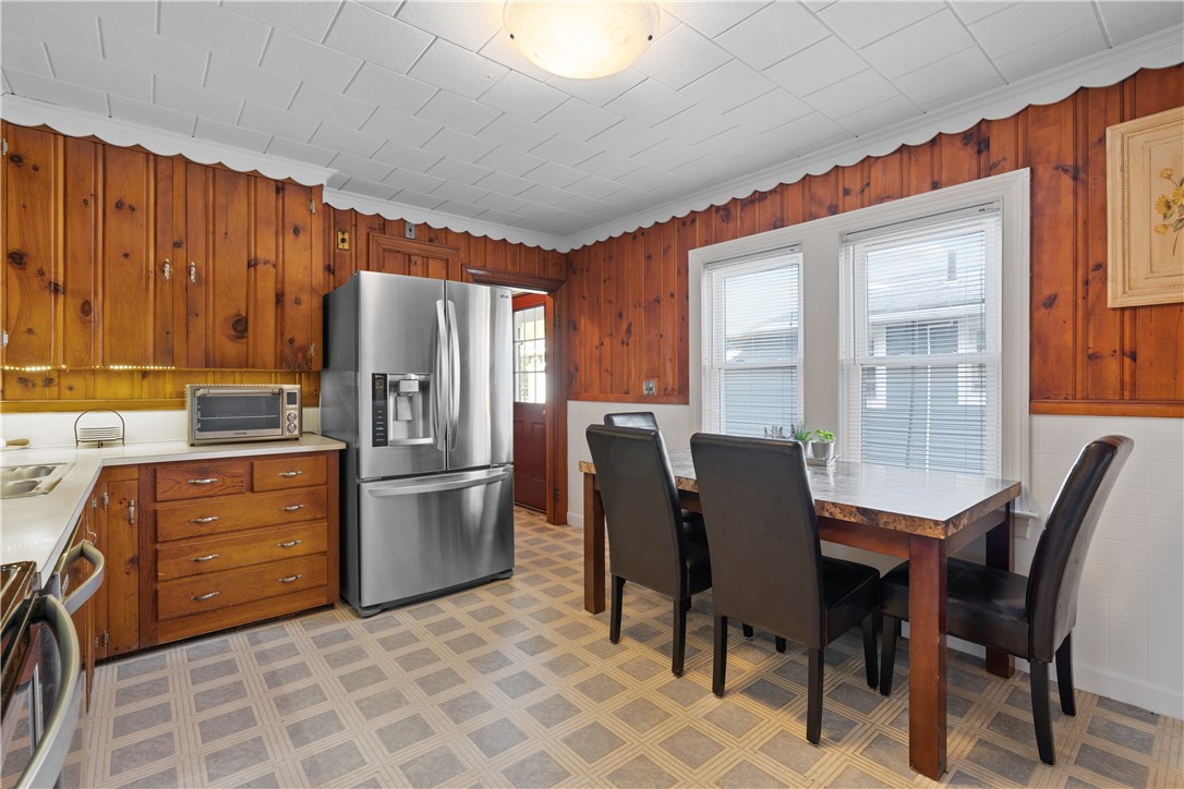 3163 Mendon Road Cumberland, RI 02864 - Photo 15 of 28