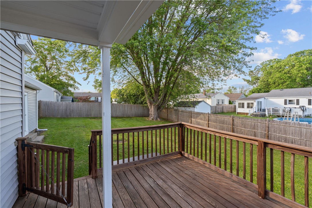 3163 Mendon Road Cumberland, RI 02864 - Photo 5 of 28