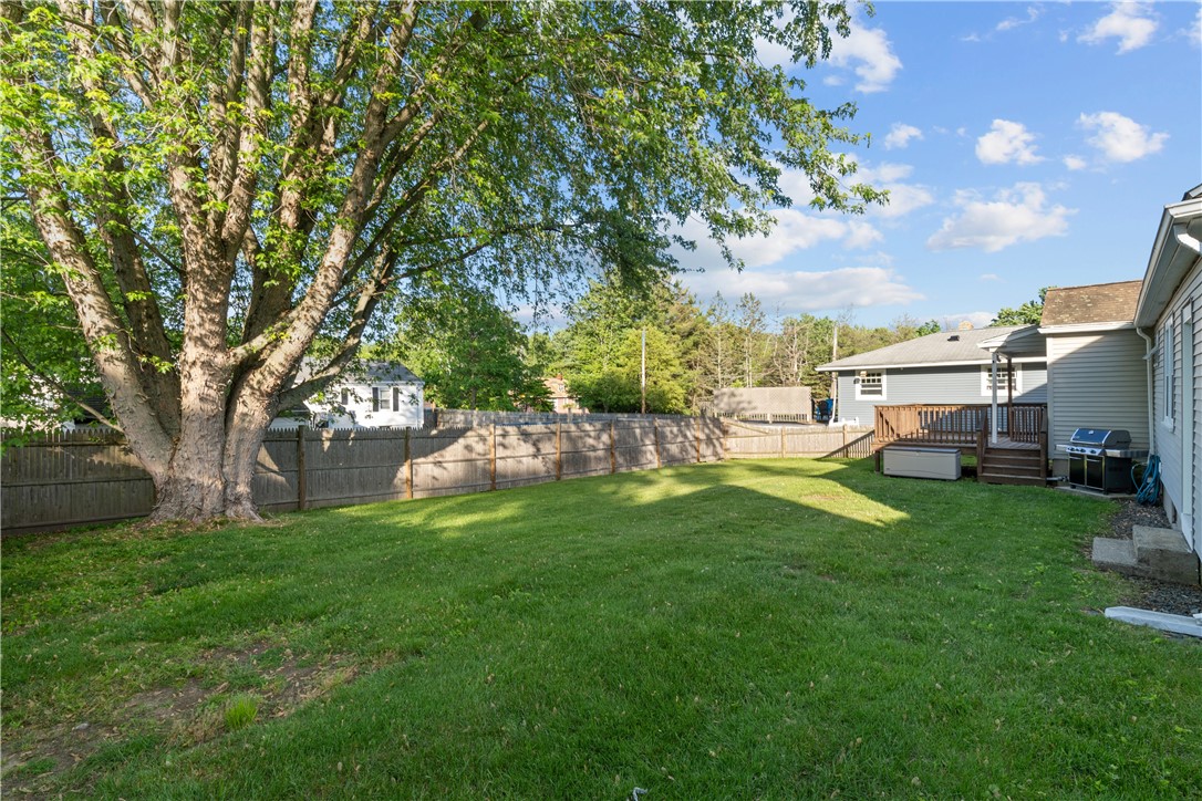 3163 Mendon Road Cumberland, RI 02864 - Photo 7 of 28