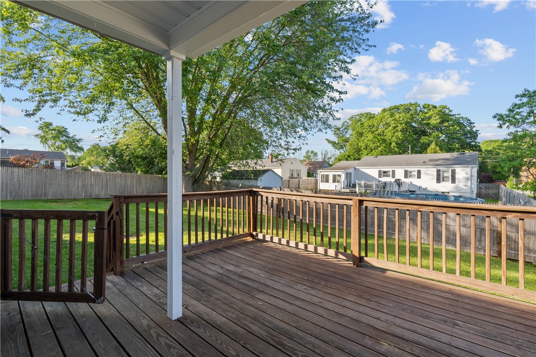 3163 Mendon Road Cumberland, RI 02864 - Photo 9 of 28