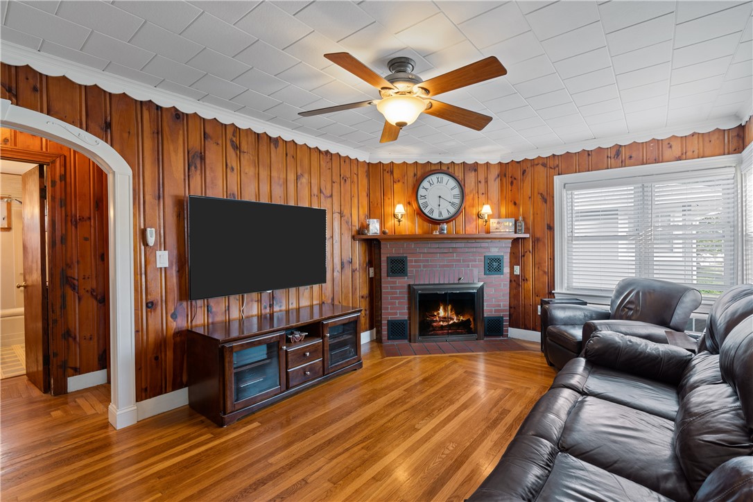 3163 Mendon Road Cumberland, RI 02864 - Photo 10 of 28