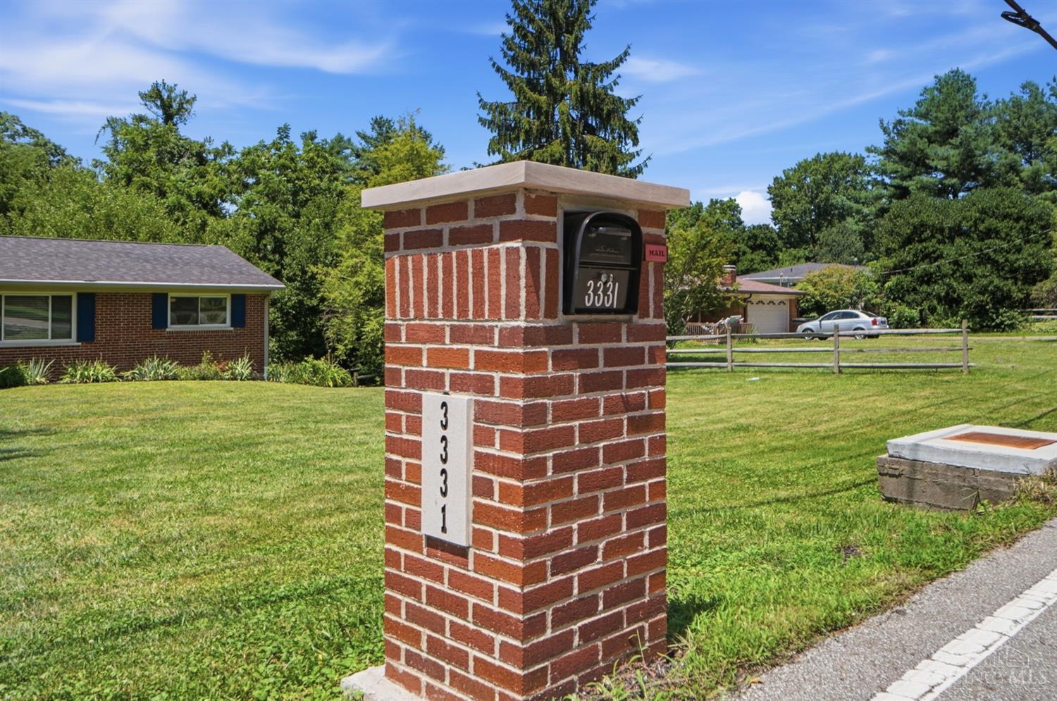 3331 Mt Carmel Road Cincinnati, OH 45244 - Photo 5 of 53