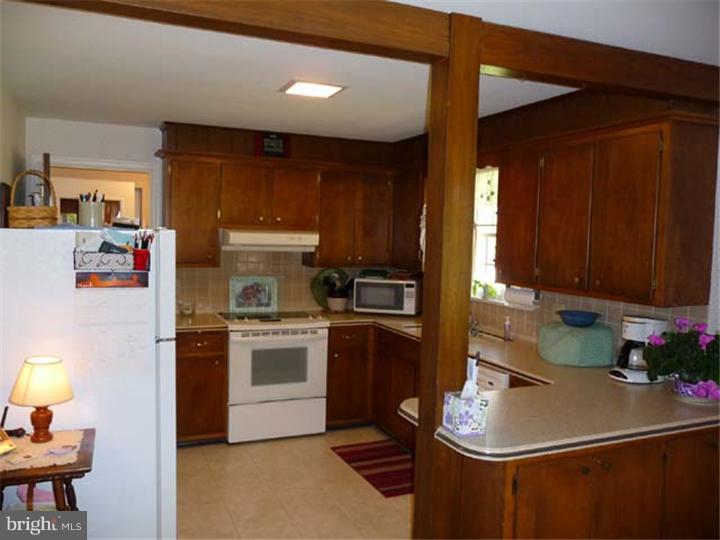 173 Laurel Road Boyertown, PA 19512 - Photo 4 of 21 Gallery Image 4