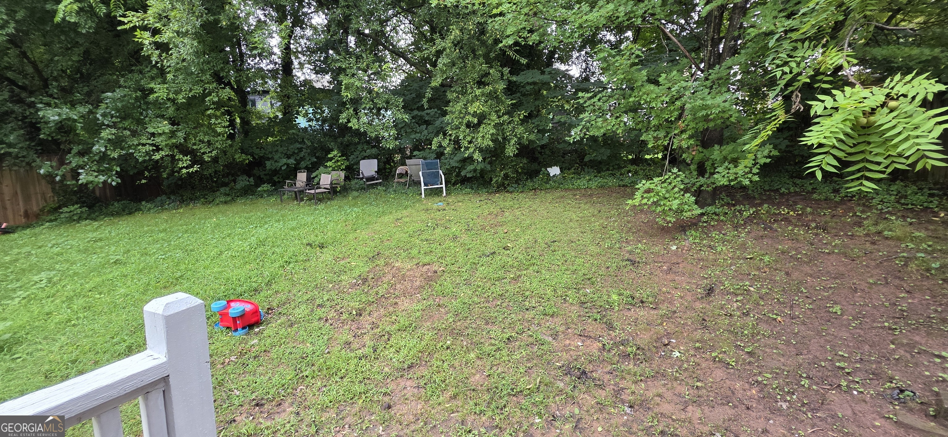 688 Smith Street Southwest Atlanta, GA 30310 - Photo 11 of 15 a view of a backyard