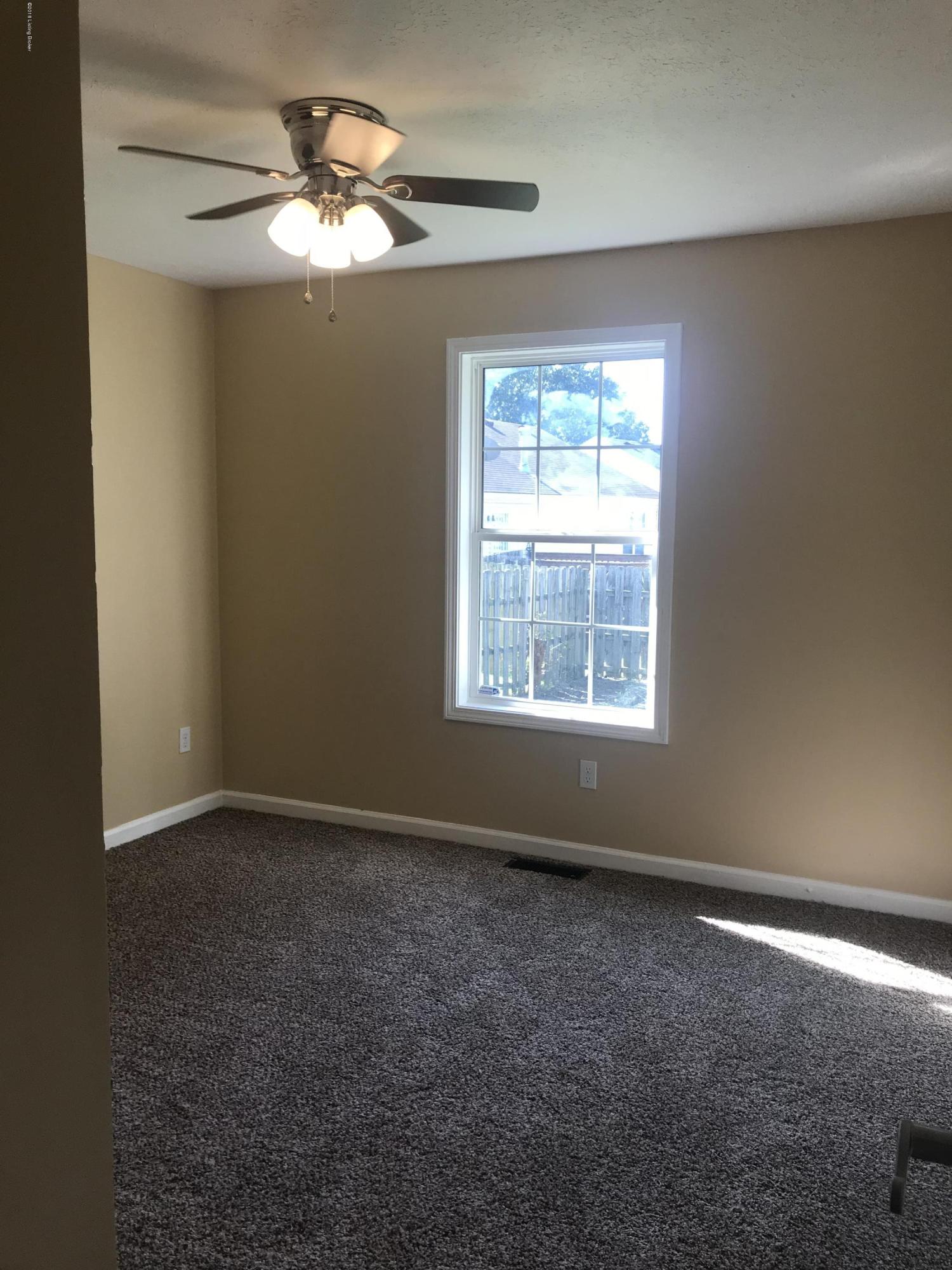 6616 Matthews Road Louisville, KY 40258 - Photo 14 of 30 87ABA706-E72A-4ACD-8275-4BB485A0CEA1