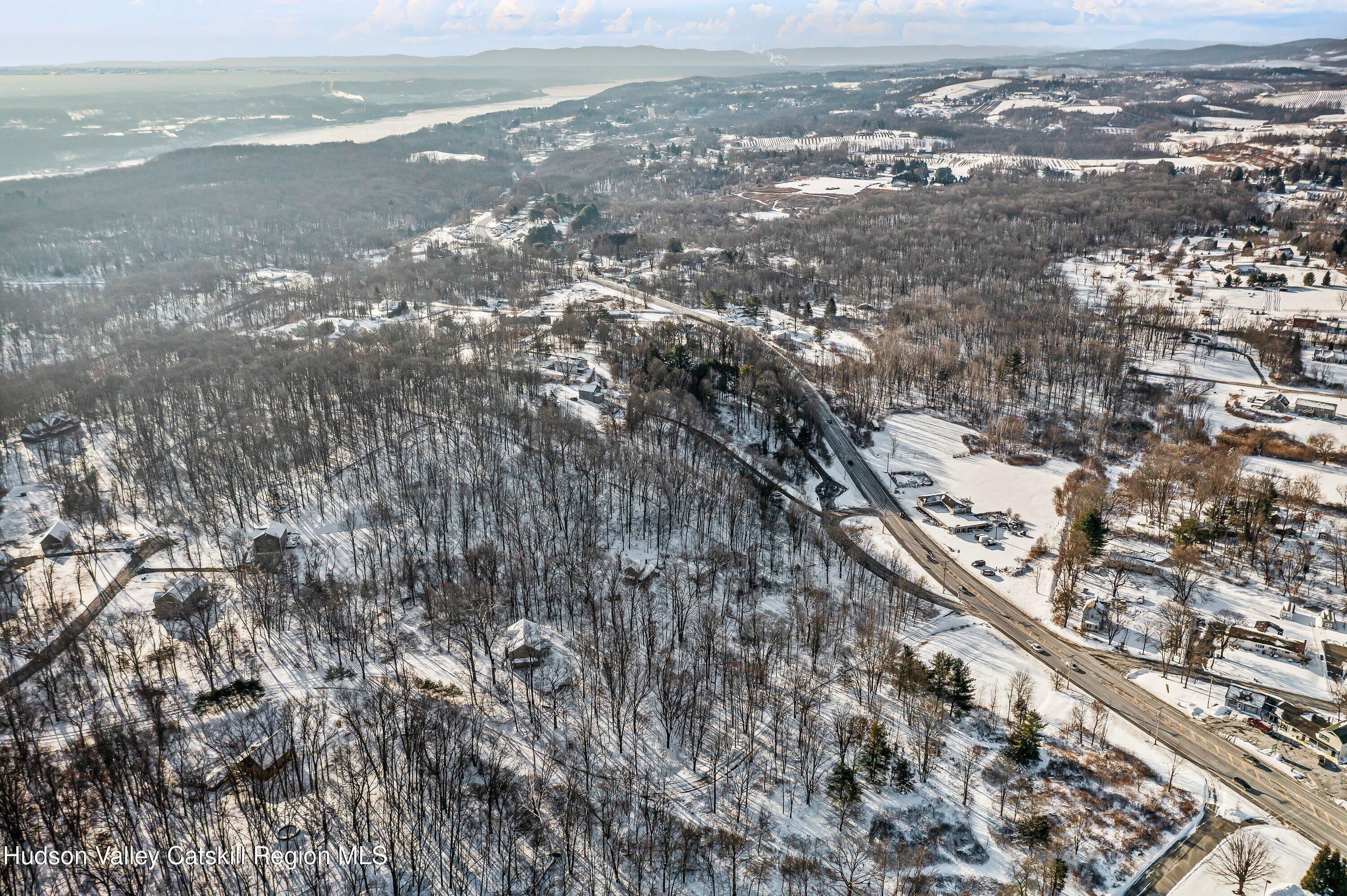 3748 Rte 9W Highland, NY 12528 - Photo 12 of 15 HTV5004
