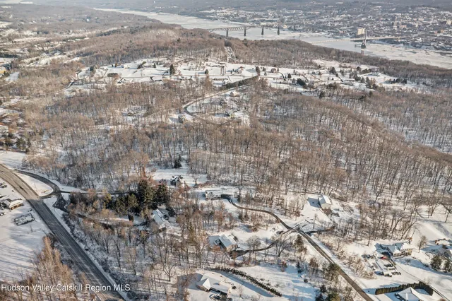 $399,000 | 3748 Rte 9W, Highland, NY 12528