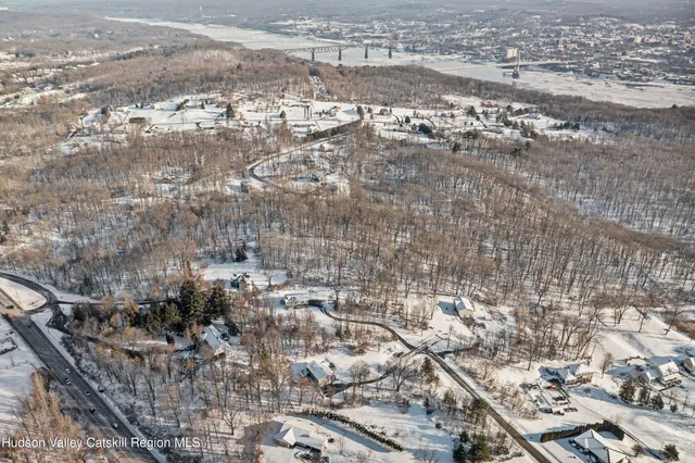 $399,000 | 3748 Rte 9W, Highland, NY 12528