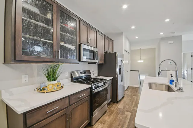 $389,900 | 2278 Polar Way, North St. Paul, MN 55109