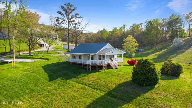 $249,000 | 234 Mac Ivey Lane, La Follette, TN 37766