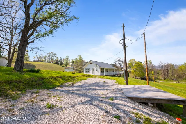 $249,000 | 234 Mac Ivey Lane, La Follette, TN 37766