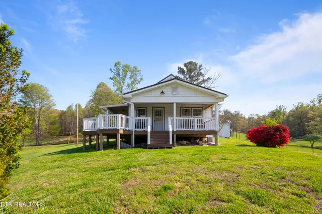 $249,000 | 234 Mac Ivey Lane, La Follette, TN 37766