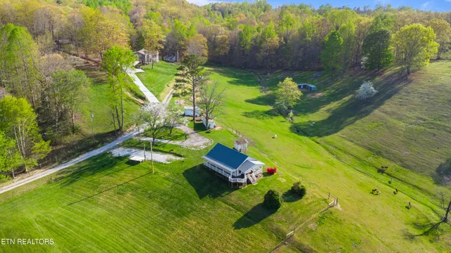 $249,000 | 234 Mac Ivey Lane, La Follette, TN 37766