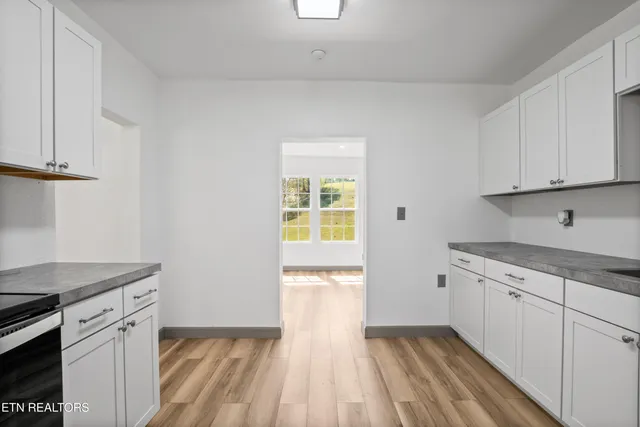 $249,000 | 234 Mac Ivey Lane, La Follette, TN 37766