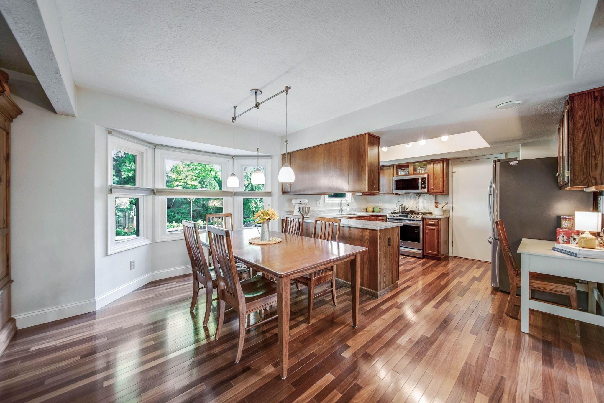 3377 River Narrows Road Hilliard, OH 43026 - Photo 27 of 94 Eat-In Kitchen