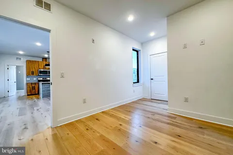 $2,300 | 1316 North Front Street, Unit 2B, Philadelphia, PA 19122