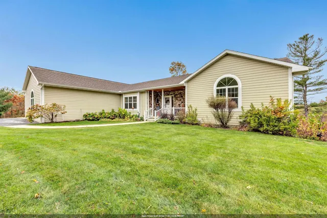 $689,900 | 4006 Elkins Road, Amherst, WI 54406