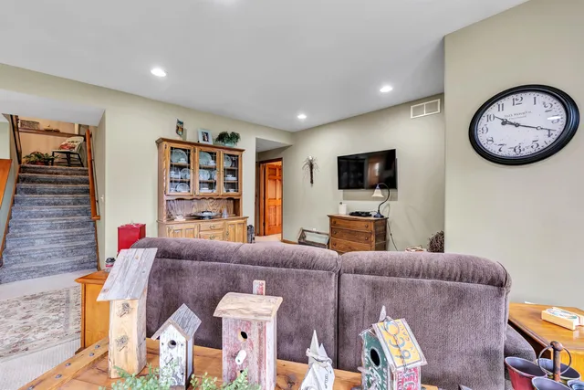 $699,900 | 4006 Elkins Road, Amherst, WI 54406