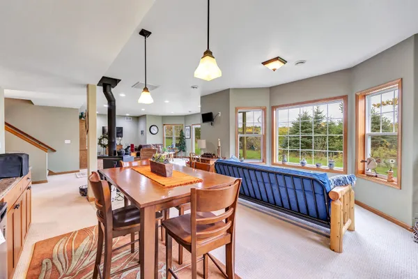 $649,900 | 4006 Elkins Road, Amherst, WI 54406