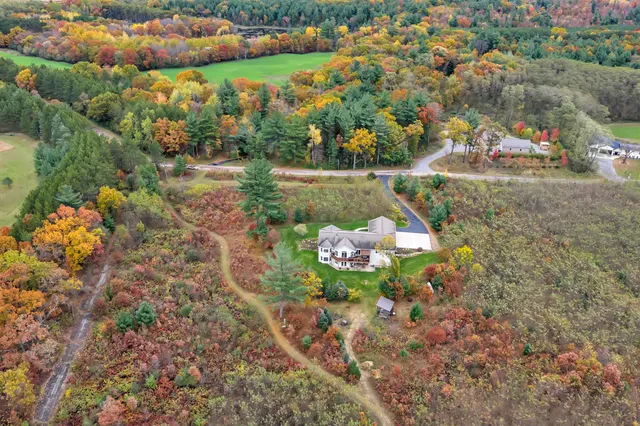 $699,900 | 4006 Elkins Road, Amherst, WI 54406