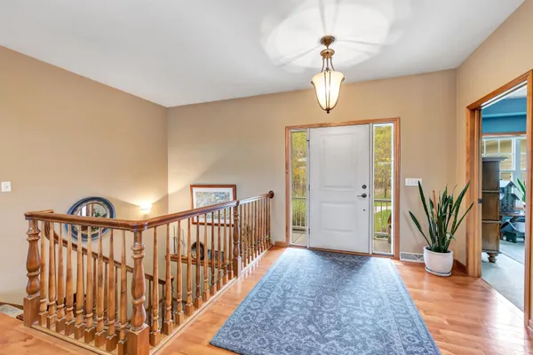 $649,900 | 4006 Elkins Road, Amherst, WI 54406