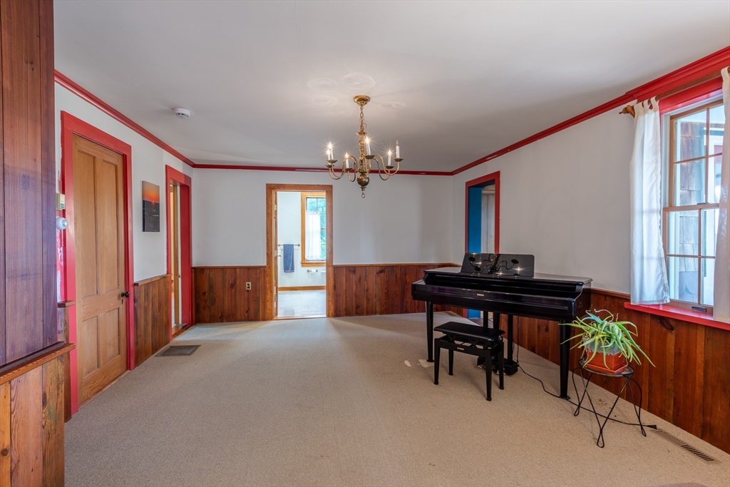 1450 South East Street Amherst, MA 01002 - Photo 21 of 40