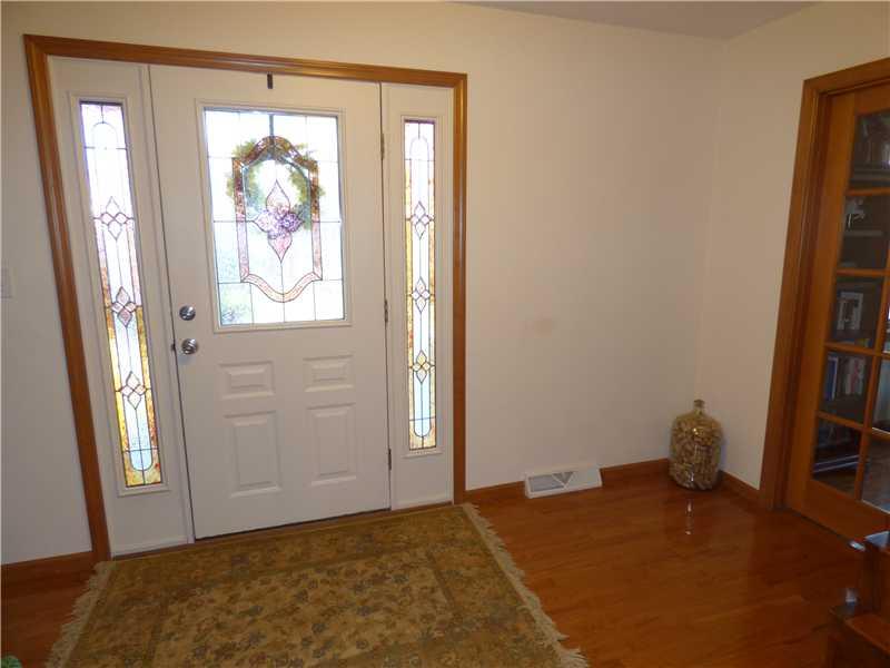 116 Rustic Ridge Drive Plum, PA 15239 - Photo 19 of 25 Entry/Foyer.
