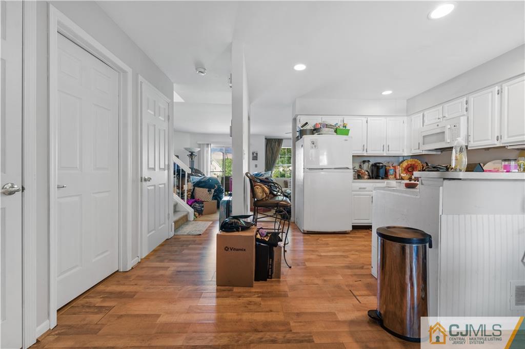 16 Jill Court Monmouth Junction, NJ 08852 - Photo 6 of 28