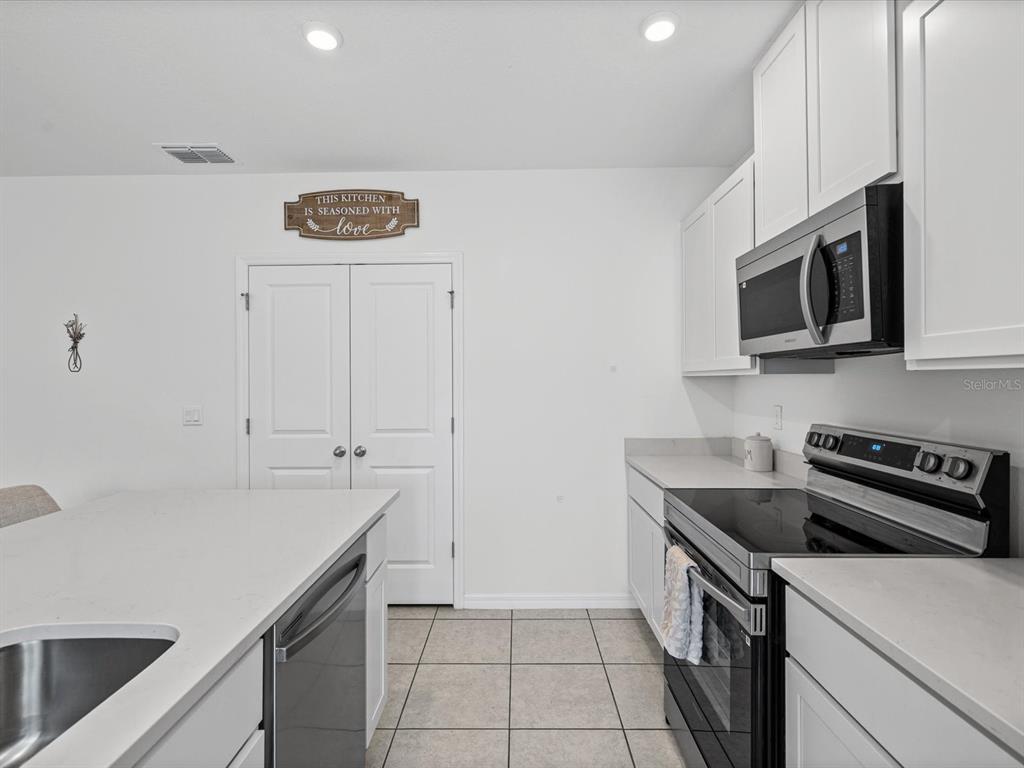 16334 Frost Bird Road Weeki Wachee, FL 34614 - Photo 27 of 43