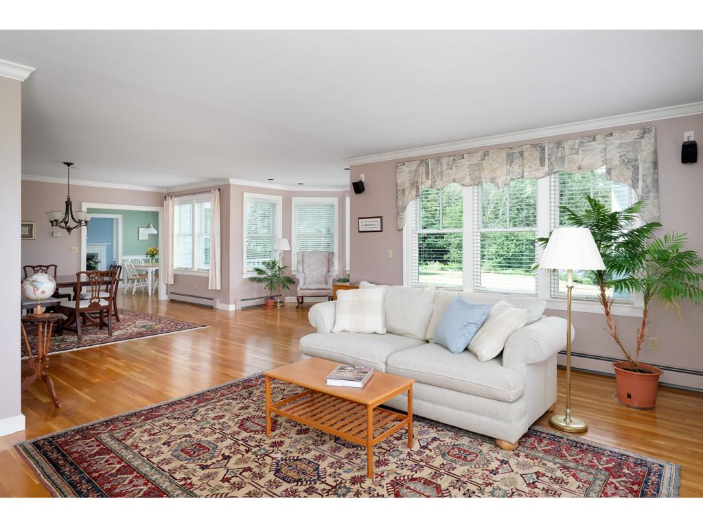 109 Tidewater Farm Road Stratham, NH 03885 - Photo 12 of 36