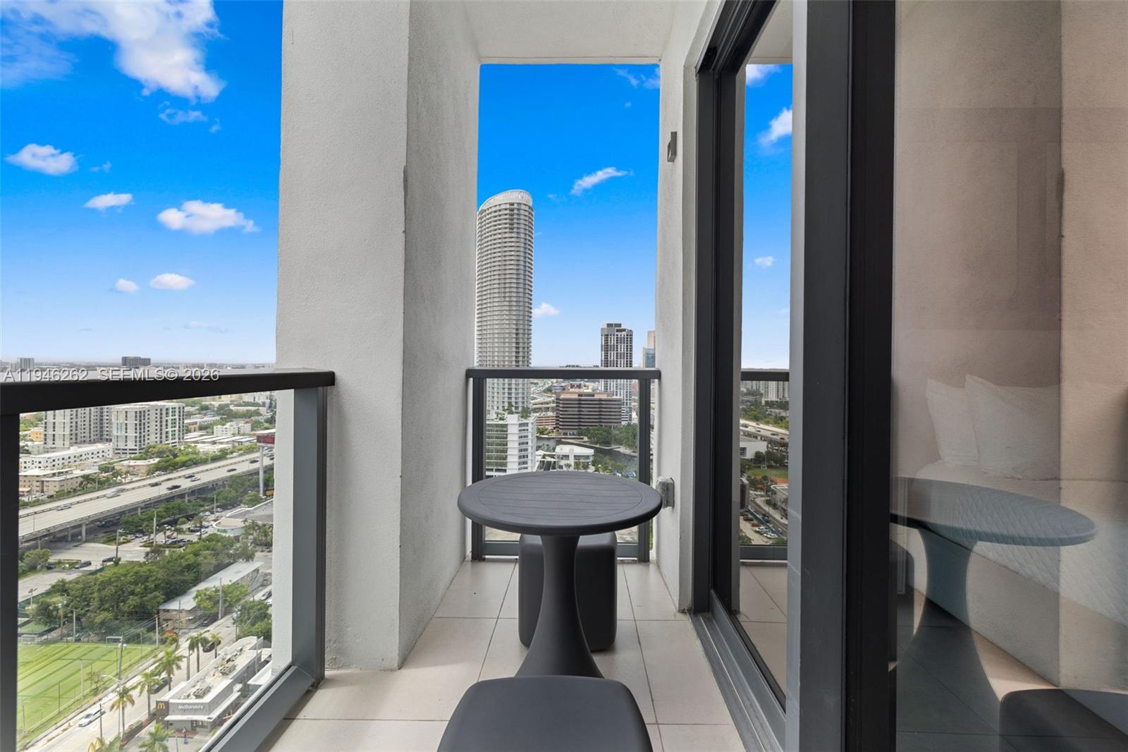 239 Southwest 9th Street, Unit 2303 Miami, FL 33130 - Photo 11 of 75