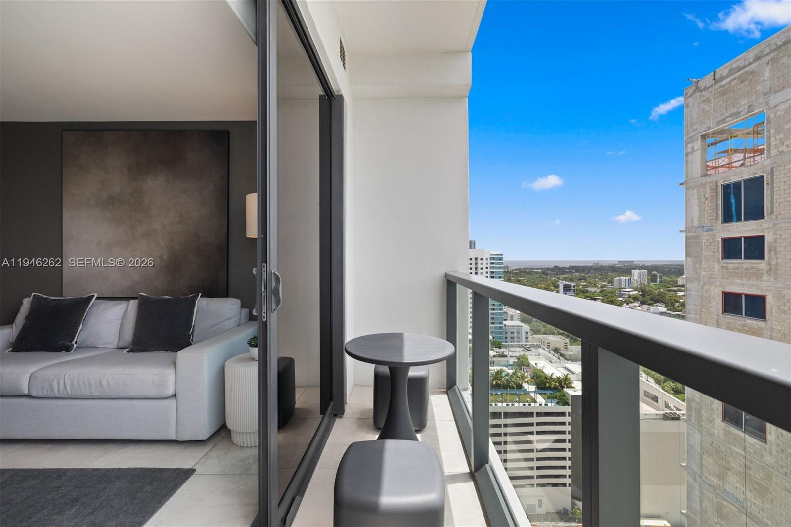 239 Southwest 9th Street, Unit 2303 Miami, FL 33130 - Photo 7 of 75