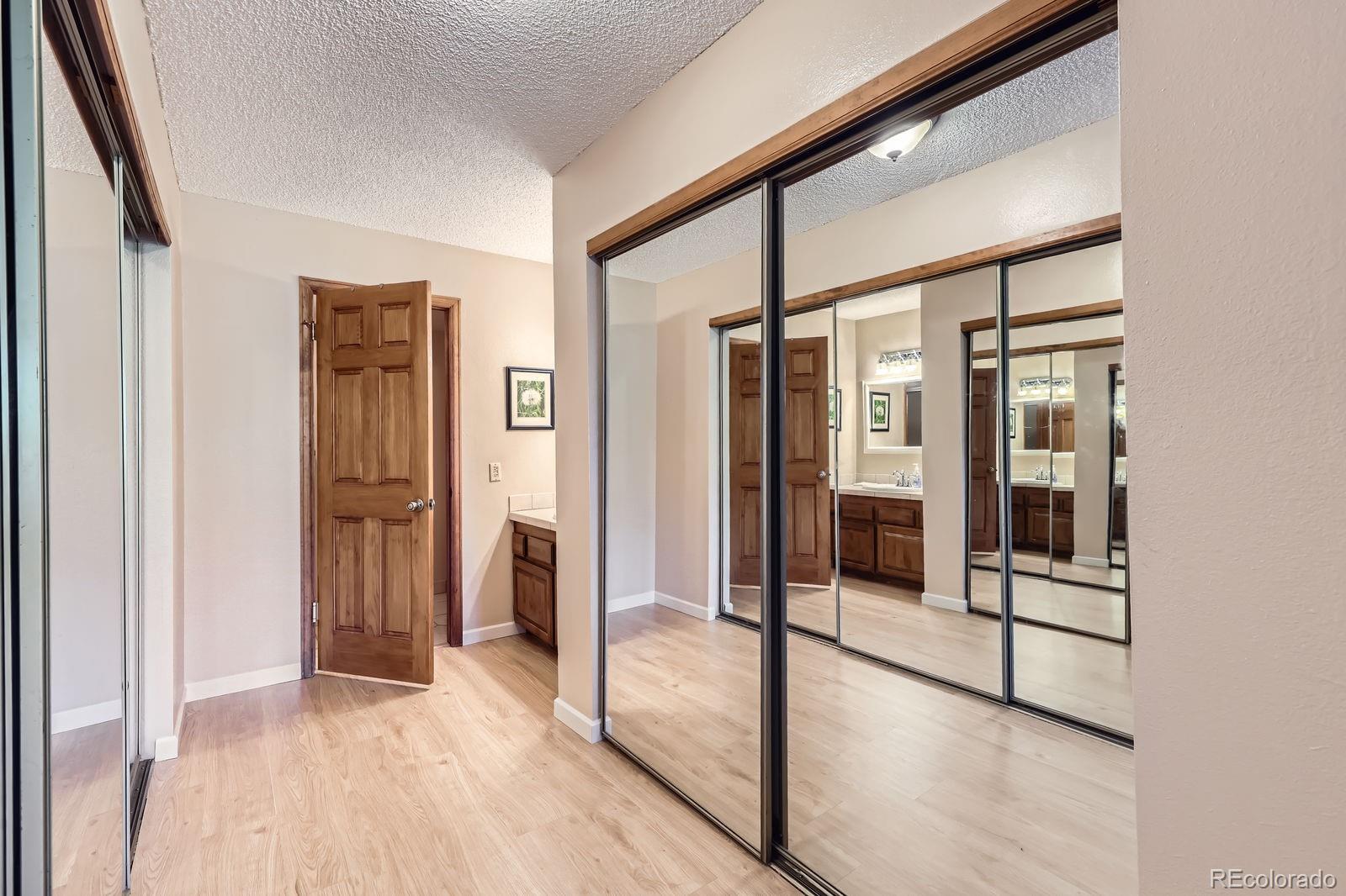 10433 West Red Mountain Road Littleton, CO 80127 - Photo 8 of 32