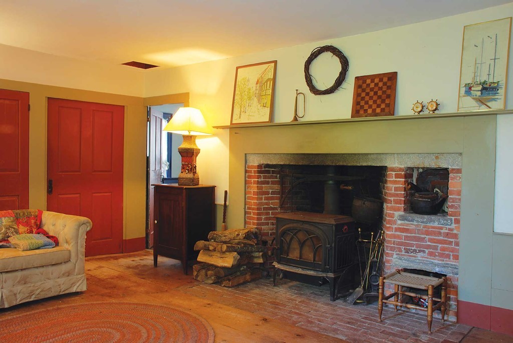 293 Pommogussett Road Rutland, MA 01543 - Photo 3 of 21