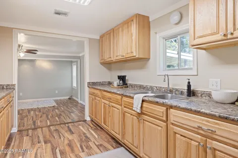 $159,500 | 1002 Alexander Cir 745, St. Martinville, LA 70582