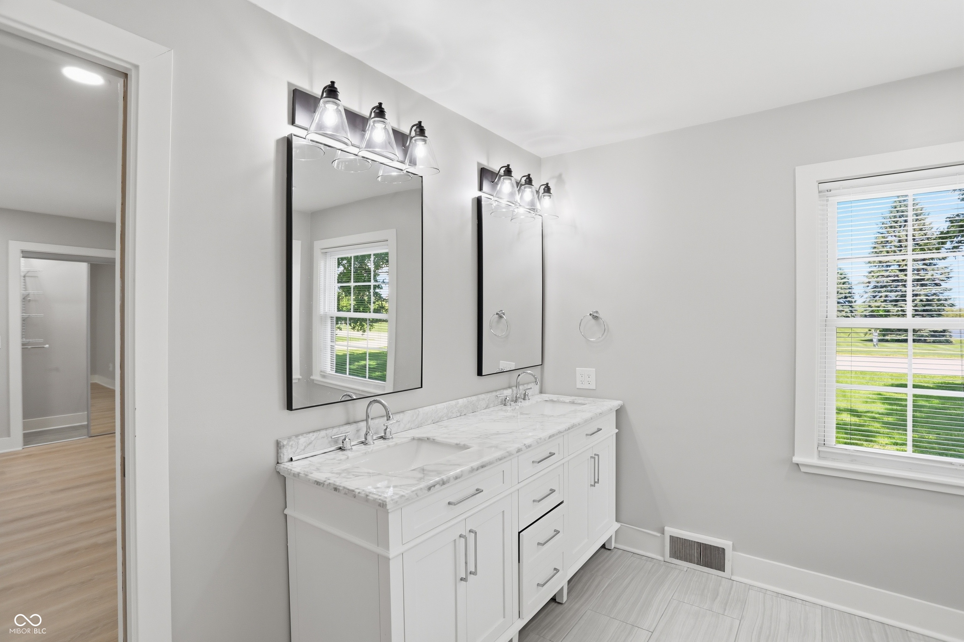 211 West McKenzie Road Greenfield, IN 46140 - Photo 27 of 34 Gallery Image 27