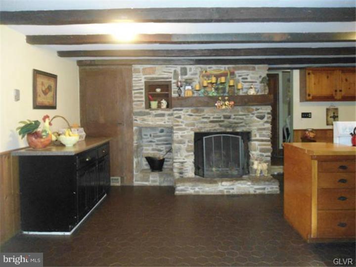 6044 Durham Road Pipersville, PA 18947 - Photo 9 of 19 Gallery Image 9