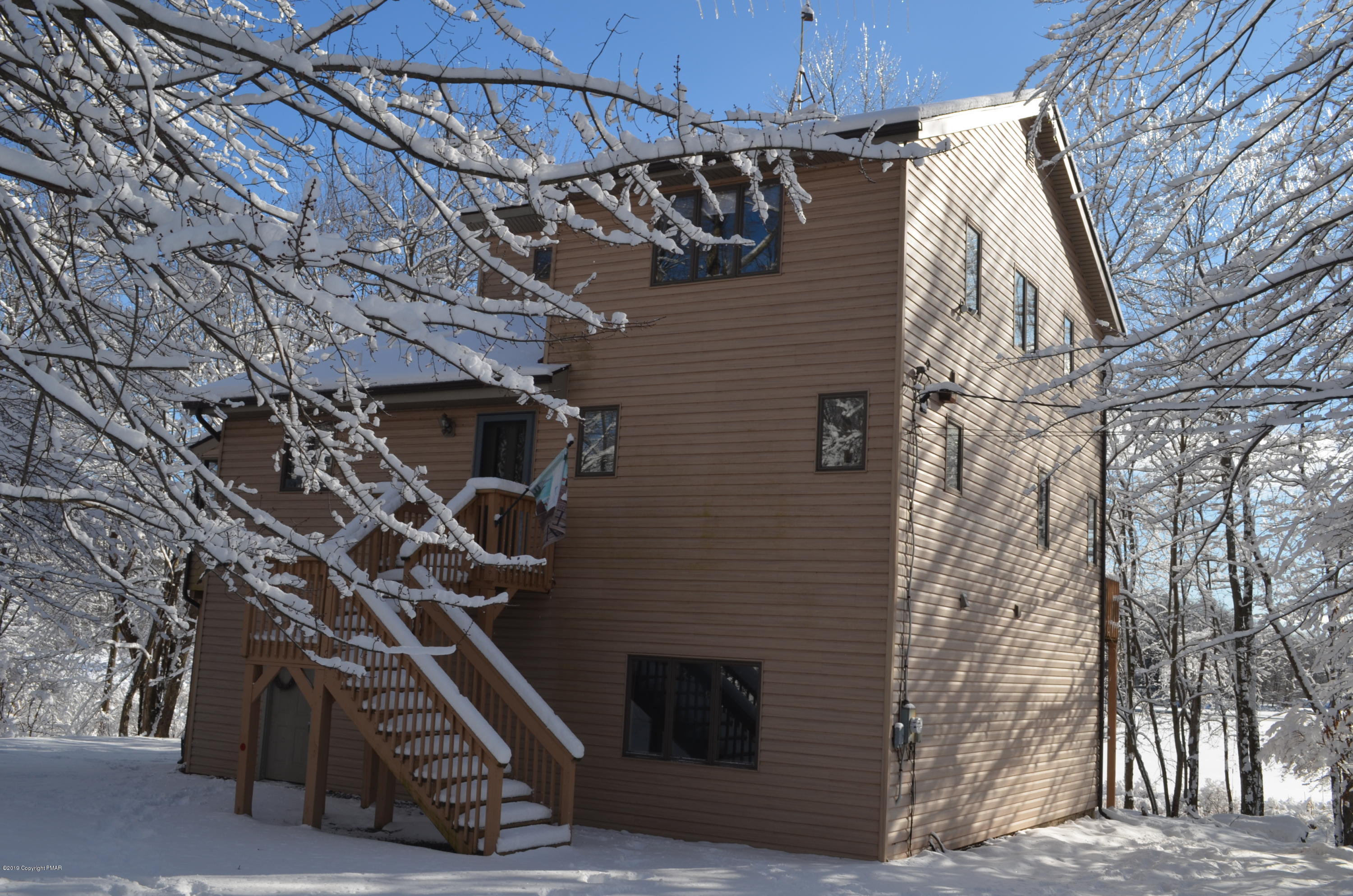 9 Birch Point Road Gouldsboro, PA 18424 - Photo 3 of 41 a view of entryway with a front door