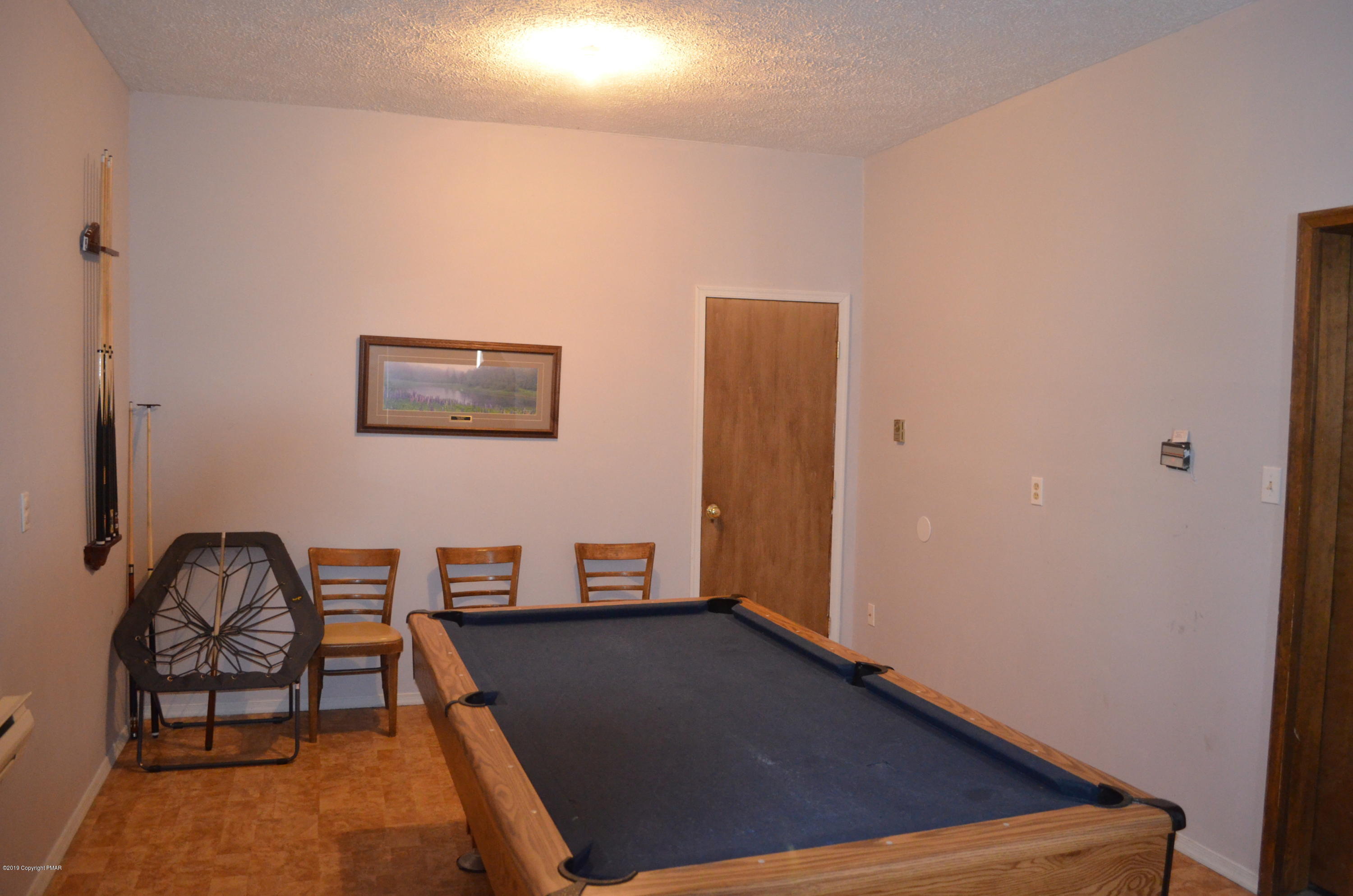 9 Birch Point Road Gouldsboro, PA 18424 - Photo 38 of 41 a view of a livingroom with furniture and furniture