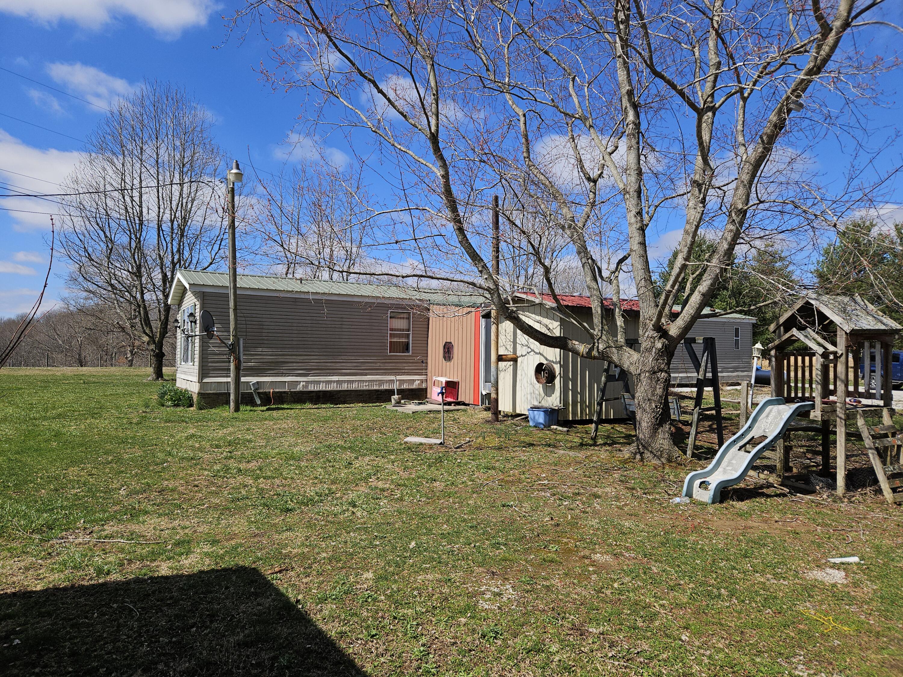 119 Combs Road Dunnville, KY 42528 - Photo 16 of 35 20250317_133749