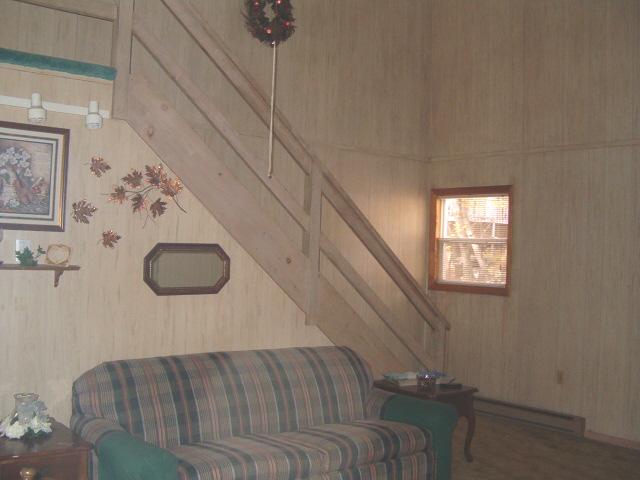 35 Cherry Ridge Road Branchville, NJ 07826 - Photo 3 of 6 a view of entryway