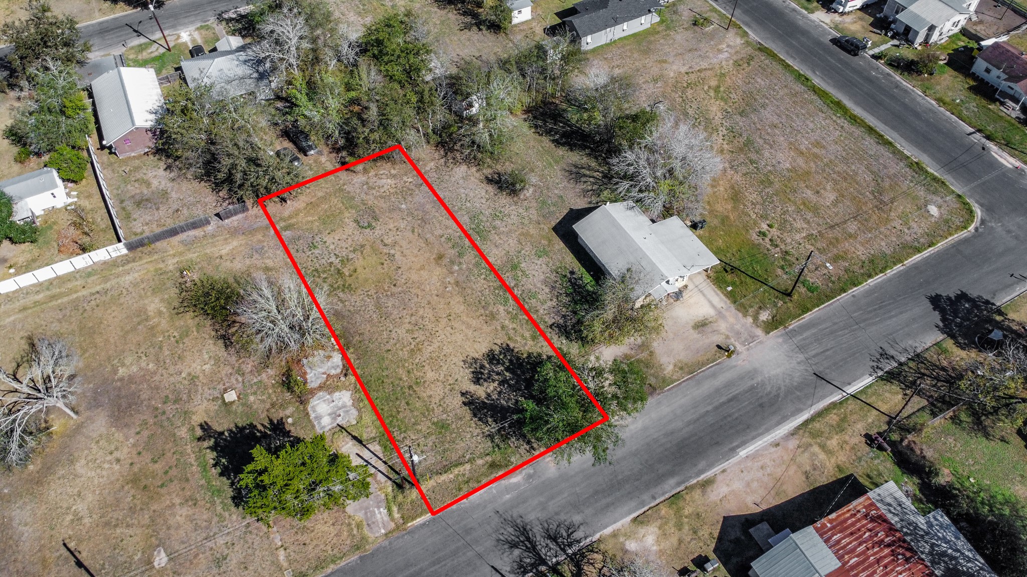 311 East Grange Street Weimar, TX 78962 - Photo 3 of 19