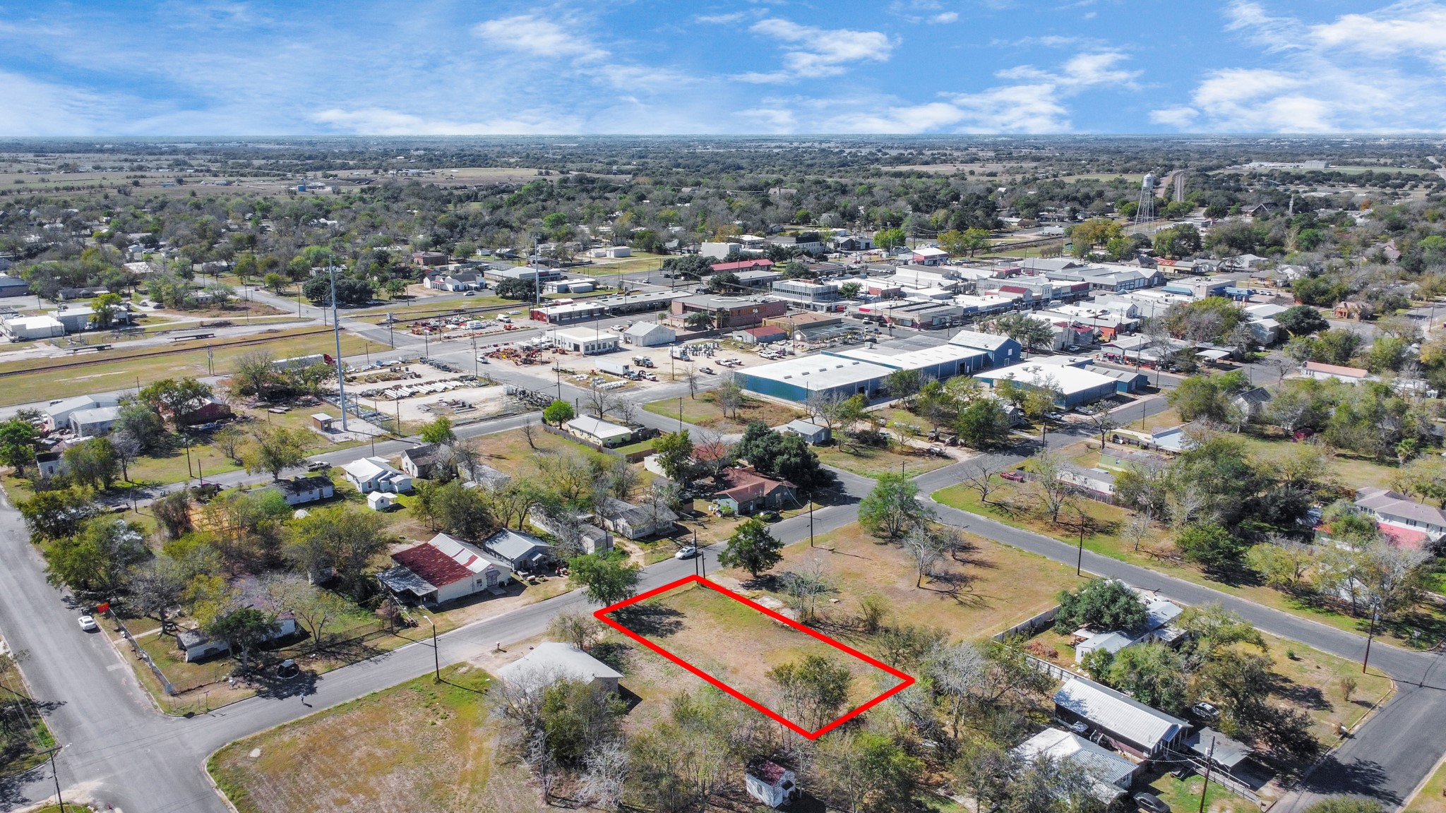 311 East Grange Street Weimar, TX 78962 - Photo 5 of 19