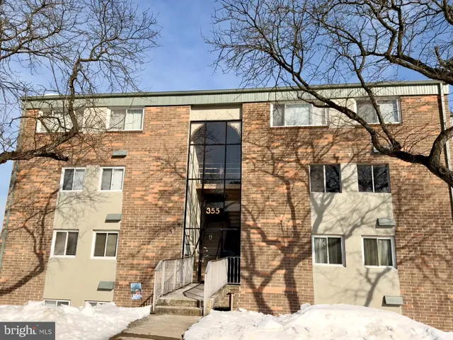 $210,000 | 355 Gatewater Court, Unit F, Glen Burnie, MD 21060