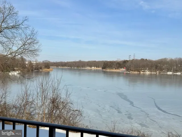 $210,000 | 355 Gatewater Court, Unit F, Glen Burnie, MD 21060