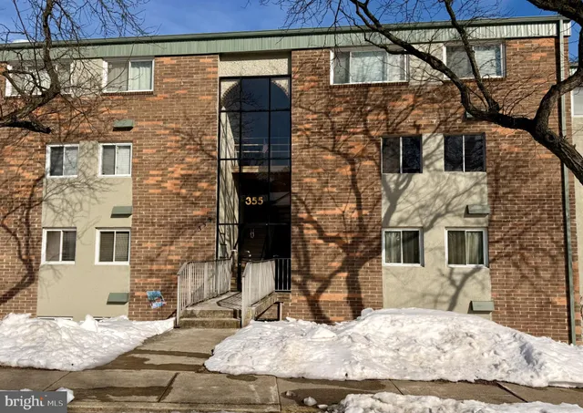 $210,000 | 355 Gatewater Court, Unit F, Glen Burnie, MD 21060