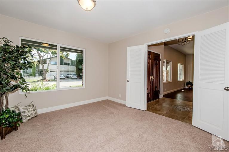 3025 Springfield Street Simi Valley, CA 93063 - Photo 11 of 24 en view interior of the house and front door
