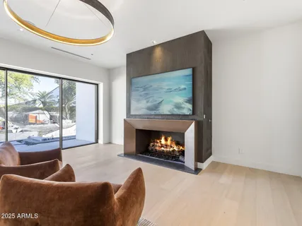 $8,672,000 | 5305 North 68th Place, Paradise Valley, AZ 85253