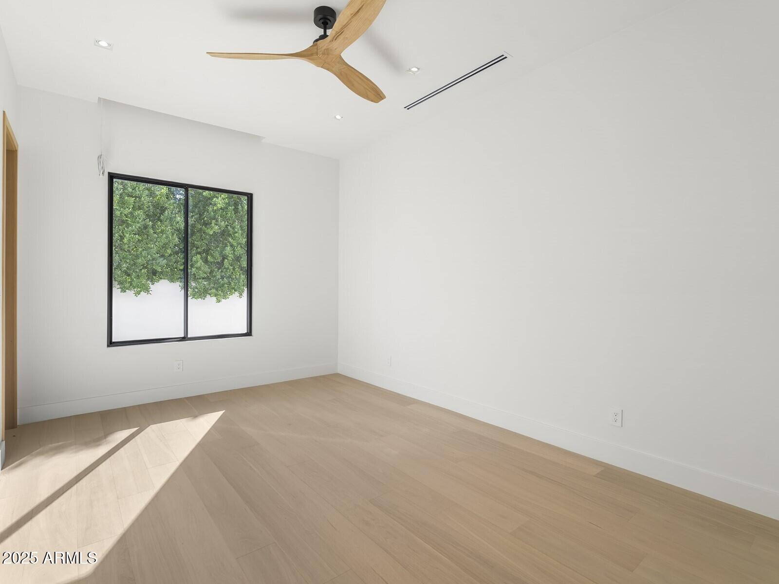 5305 North 68th Place Paradise Valley, AZ 85253 - Photo 39 of 65 054_Bedroom