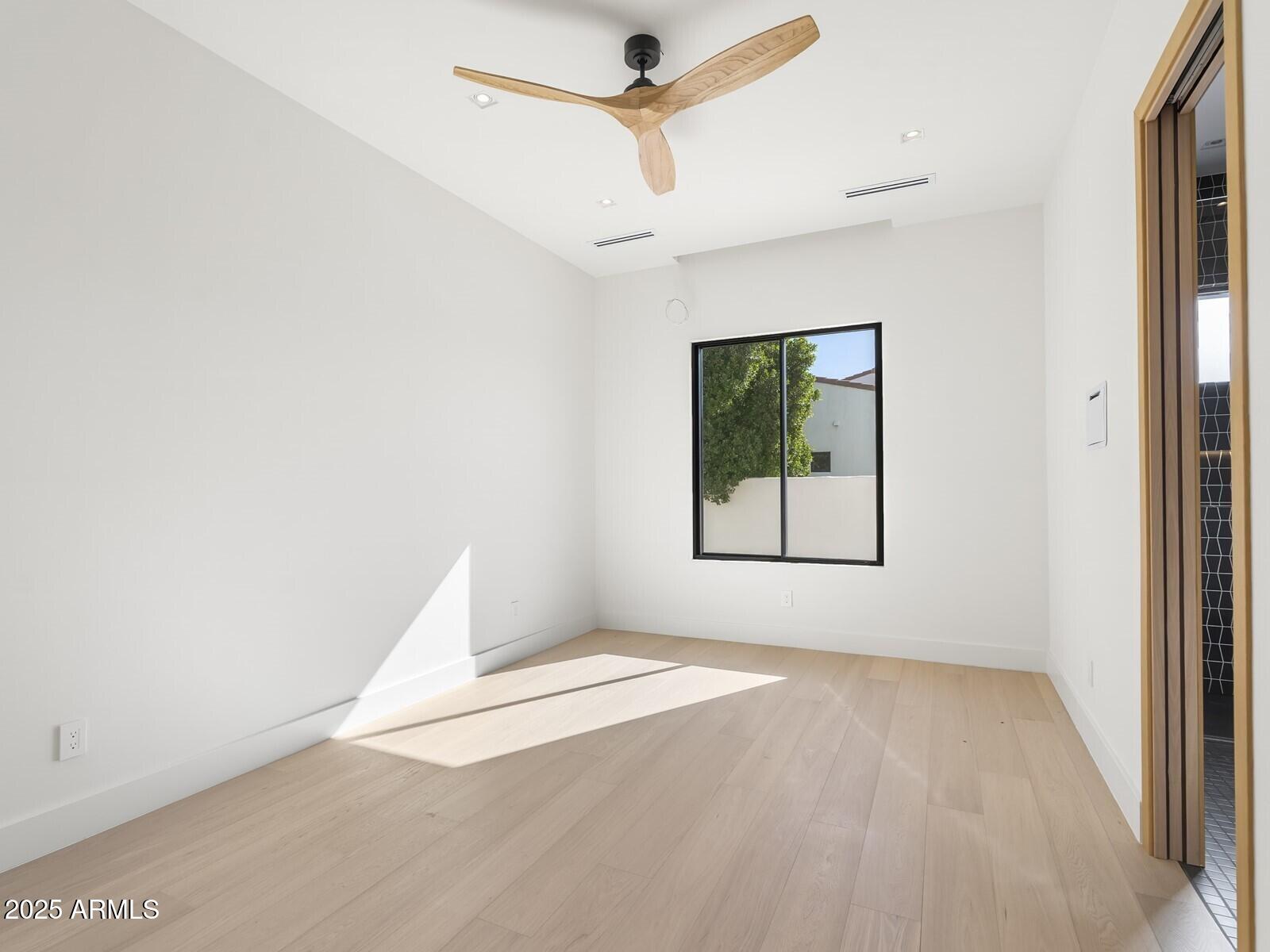 5305 North 68th Place Paradise Valley, AZ 85253 - Photo 46 of 67 061_Bedroom